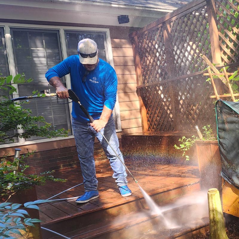 deck-cleaning